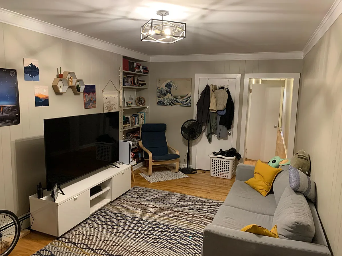 Building Photo - 175 4th St #3F