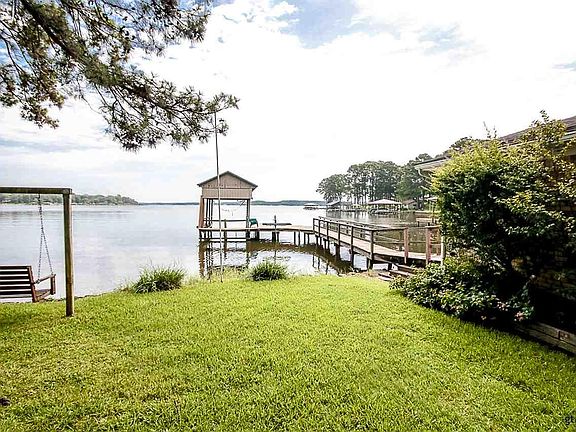 5th image of 534 Wildewood Dr