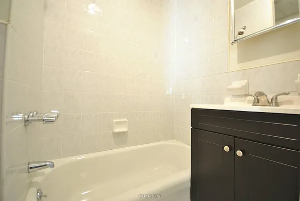 Rented by Town Residential | media 31