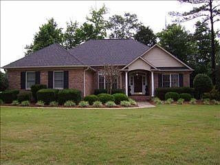 1st image of 135 Bradford Crossing Dr