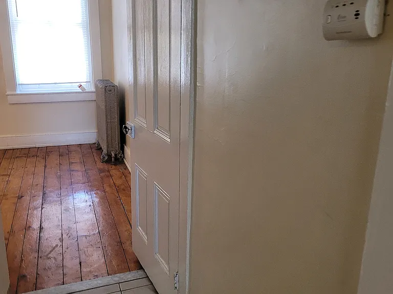 44 S Prince St #3 — Photo 15