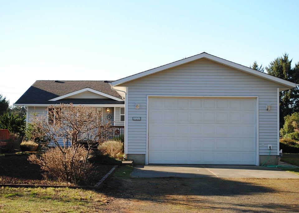 1st image of 125 Canal Dr NE
