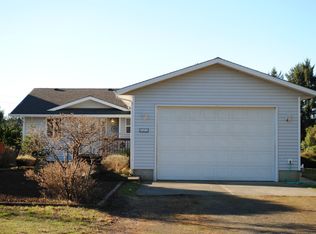 125 Canal Dr NE, Ocean Shores, WA 98569