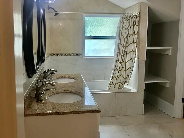 1150 Crescent Lake Dr — Photo 17