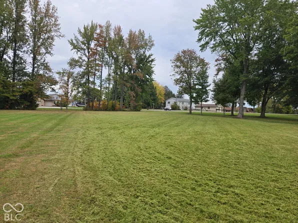 303 Santee Dr, Greensburg, IN 47240