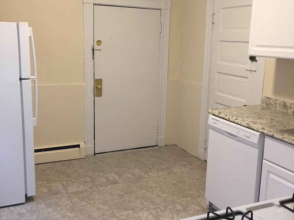 2nd image of 37 Orkney Rd #1D