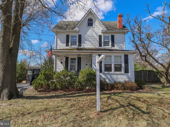 323 Harlem Ln, Catonsville, MD 21228