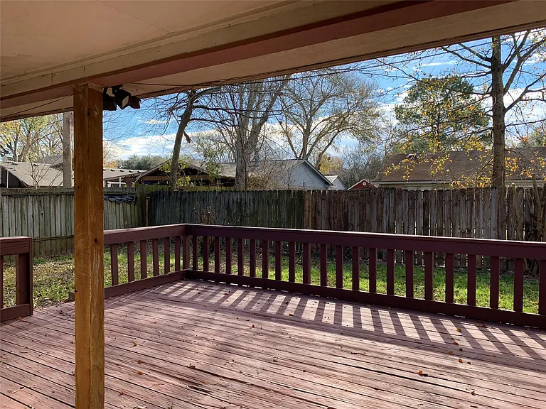 2511 Radcliffe Dr — Photo 12