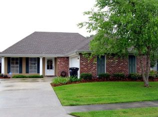 111 Rusty Ln, Houma, LA 70360