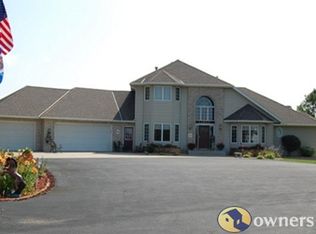 11871 Neal Ave S, Hastings, MN 55033