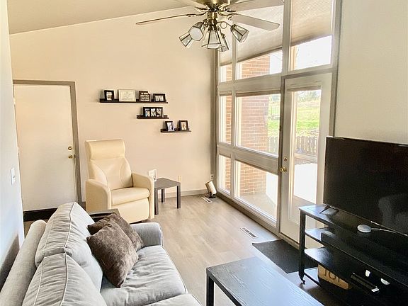 4th image of 1179 Hill Ct