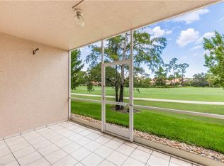 725 Saratoga Cir APT 102, Naples, FL 34104