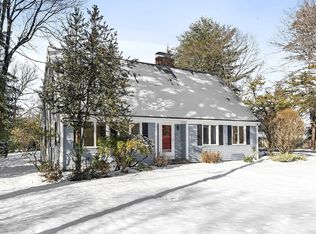 35 Chestnut St, Concord, MA 01742
