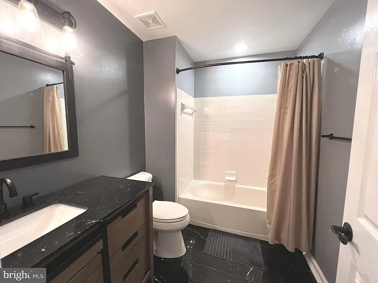 523 Dallam Ct #2 — Photo 26