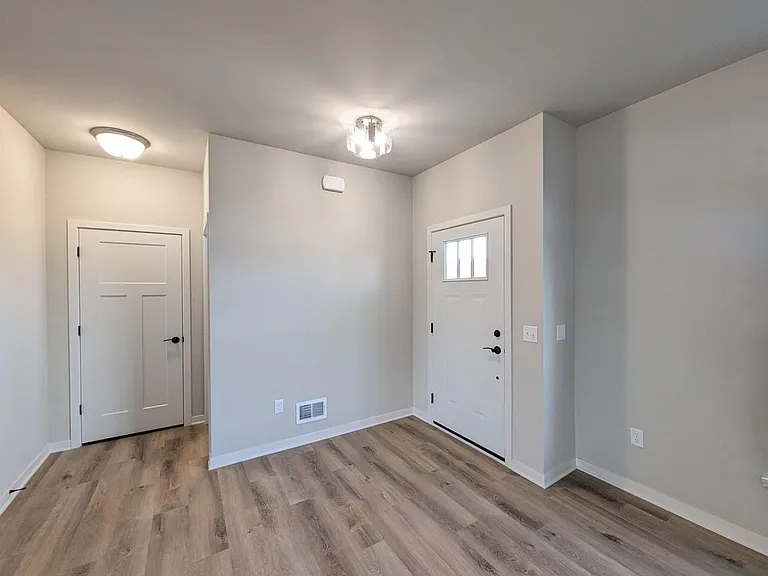 2918 Turnip Way — Photo 3