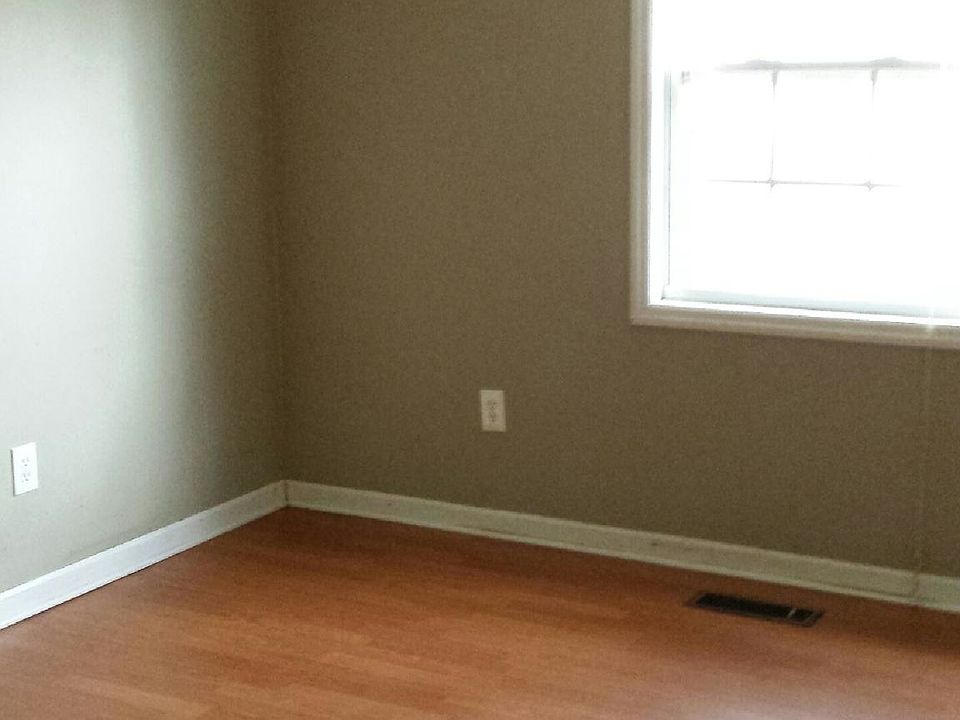 2nd image of 715 Ruby Johnson Dr