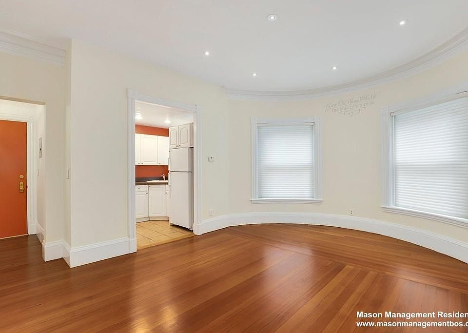 1st image of 120 Park St #1nd