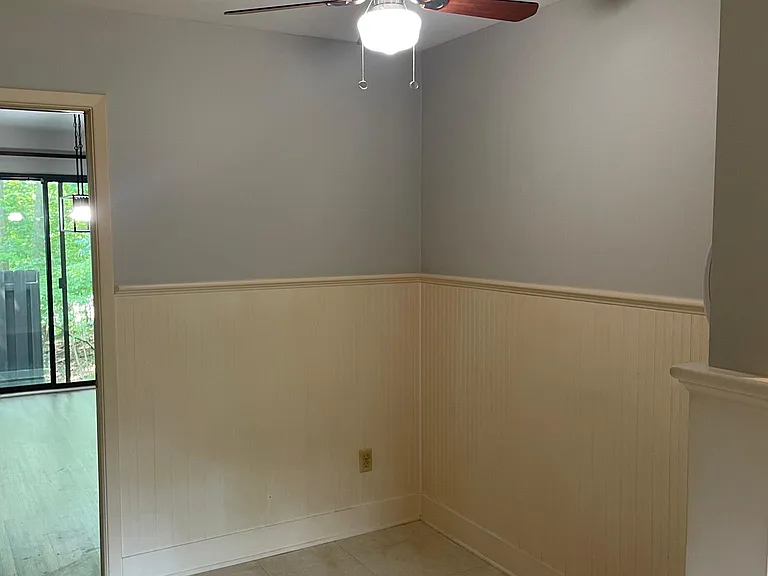 9404 Sherman Ln — Photo 11