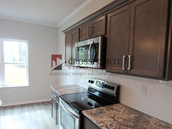 4th image of 1927 Lindbergh Dr #302