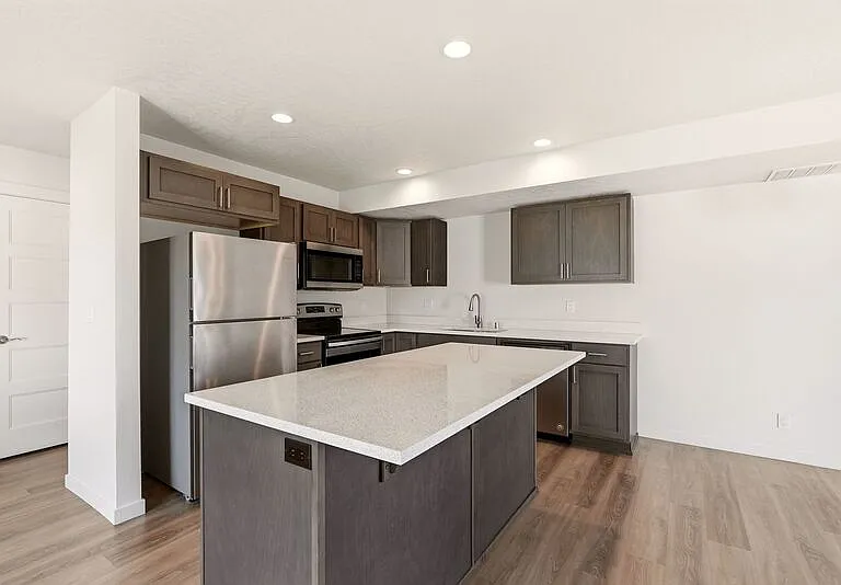 1420 N Michigan Ln #1 — Photo 10