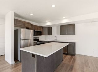 1422 N Michigan Ln #1, Greenacres, WA 99016