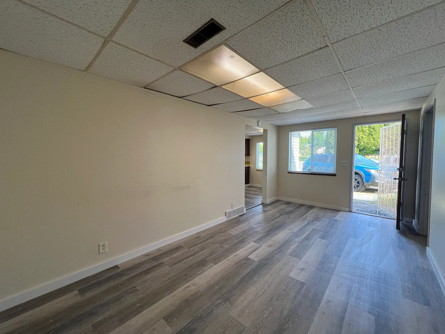 2 bed, 925 sqft, $1,650 — Photo 3