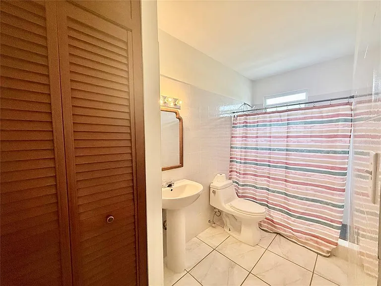 1 Sector — Photo 25