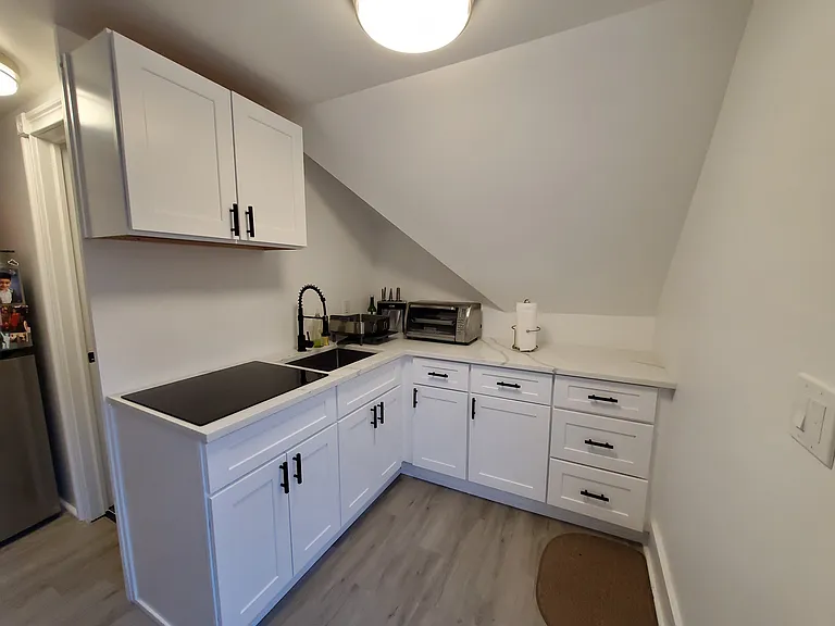 22 Union St #B — Photo 1