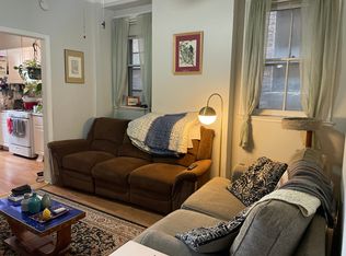 590 Madison Ave #1R, Albany, NY 12208