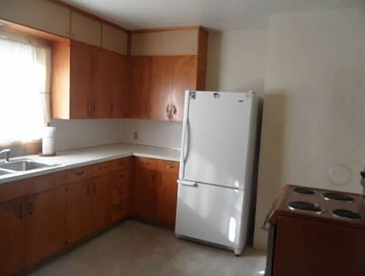 5th image of 2209 Cherry St