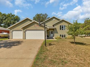 702 12th St SW, Little Falls, MN 56345