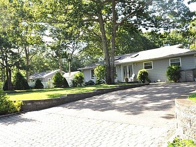 2nd image of 6 Chestnut Ln