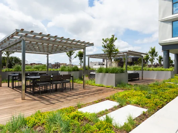 123 Linden Boulevard image 15 of 17