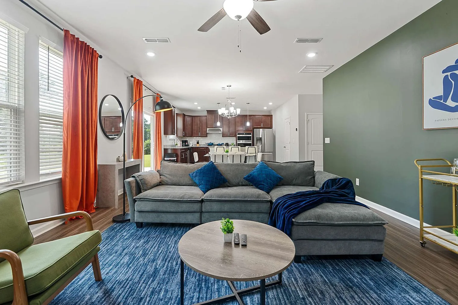 5 bed, 3.0 bath, $5,300 — Photo 4