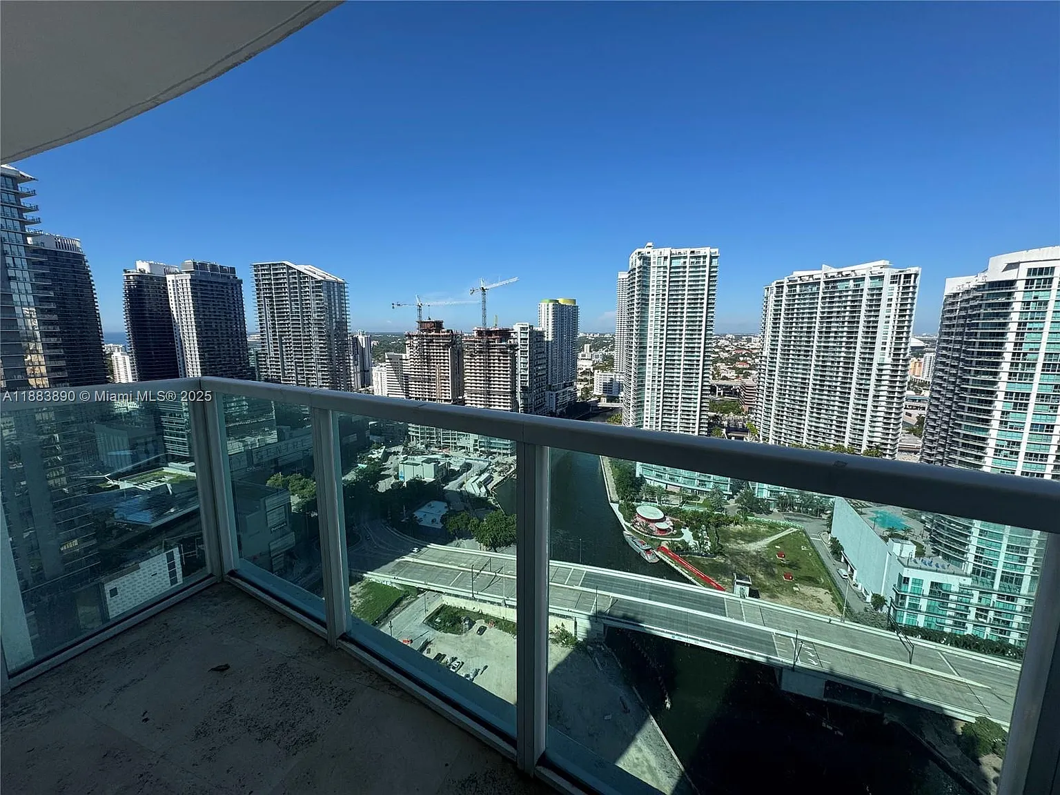 Brickell On The River N T — Photo 2