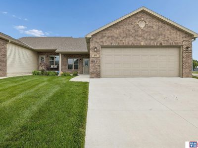8190 Regent Dr, Lincoln, NE, 68507