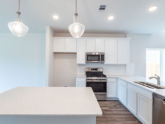 5th image of 15227 White Moss Dr