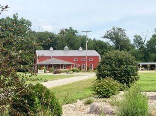 200 Lakeview Dr, Mount Olive, IL 62069