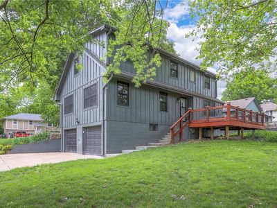 313 SW Ensley Ln, Lees Summit, MO, 64081