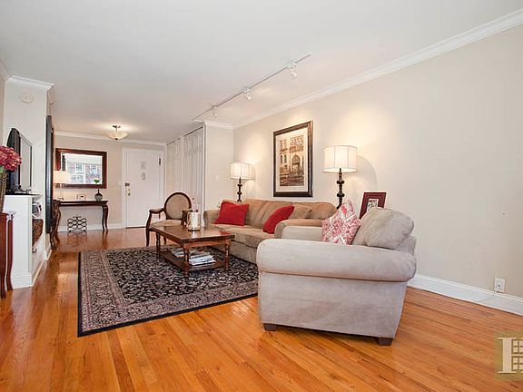 3rd image of 420 E 72nd St APT 3K
