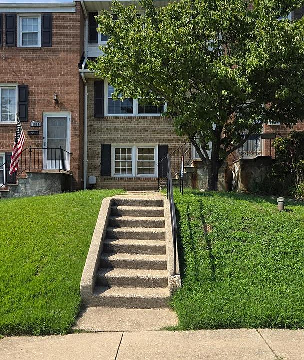 1st image of 1016 Grovehill Rd