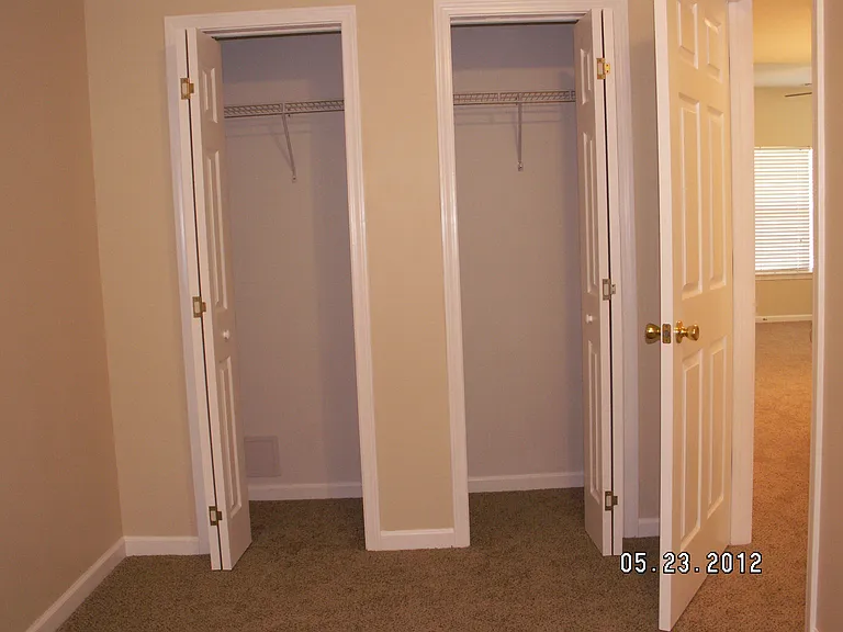 7400 Courtyard Dr #7400 — Photo 12