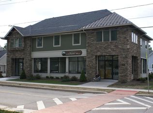 18 Norton St APT C, Honeoye Falls, NY 14472