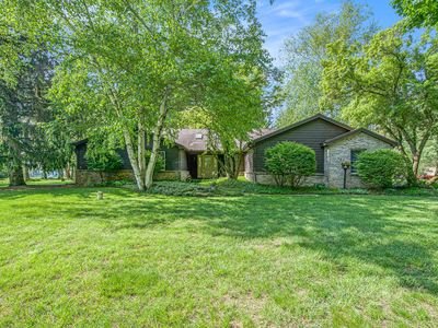 6030 Queen Oaks Dr, Chelsea, MI, 48118