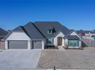 1279 Montagna Rd, Springdale, AR 72762