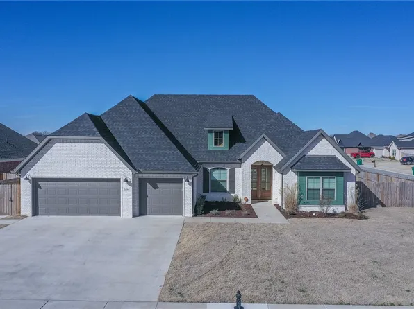 1279 Montagna Rd, Springdale, AR 72762