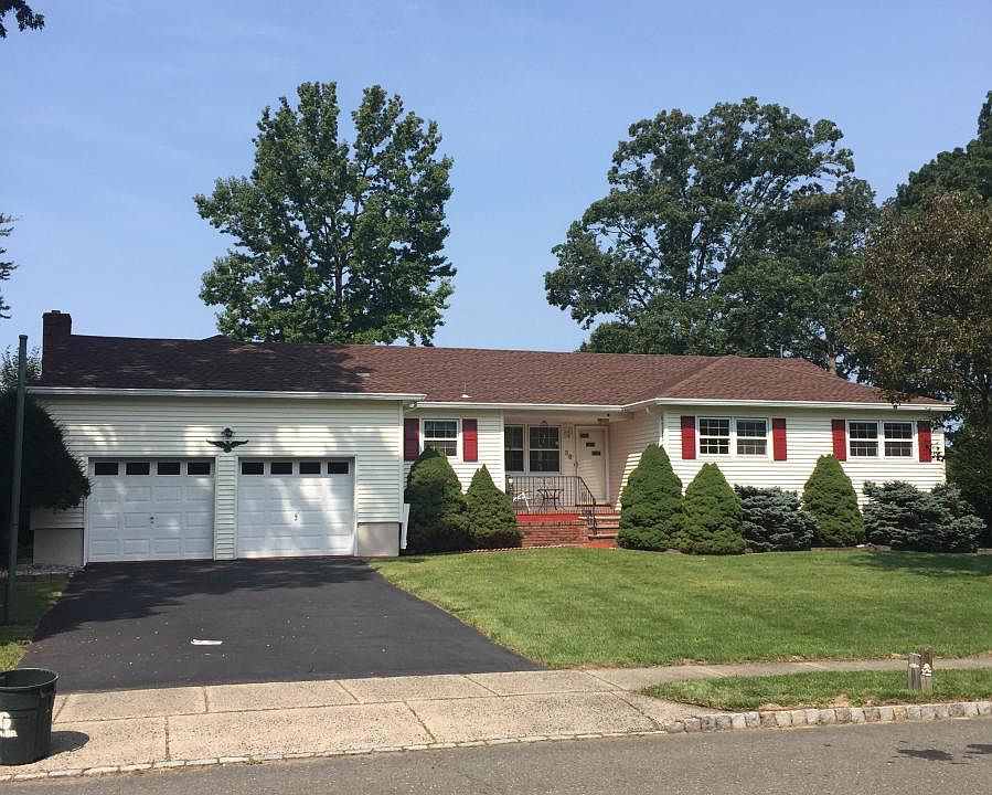 1st image of 36 Donna Dr