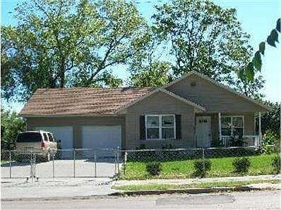 1st image of 2637 E 6th St