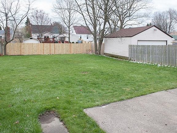 2nd image of 335 31st St NW