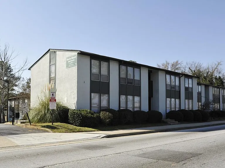2950 Martin Luther King Jr Dr SW — Photo 1